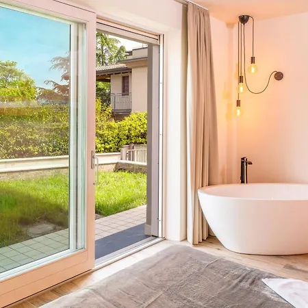 Otel Lakeview Heaven Lonato