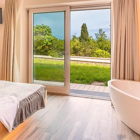 Lakeview Heaven Otel